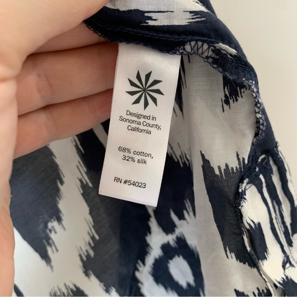 Athleta Ikat Bloom Kaftan Swim Cover Up
Blue White shirt Dress - Picture 11 of 12